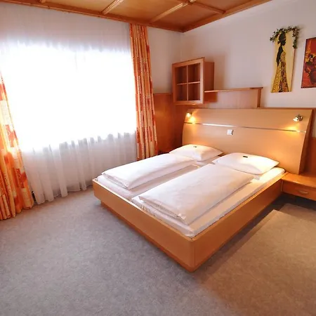 Hotel Schattauer 4*